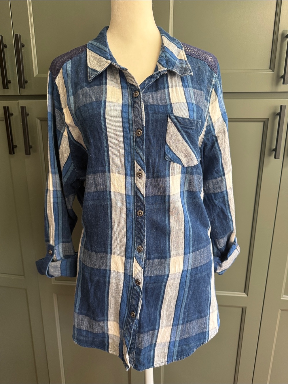 Blue Plaid Decorative Flannel Women’s cowgirl Shirt - Casual Long Sleeve